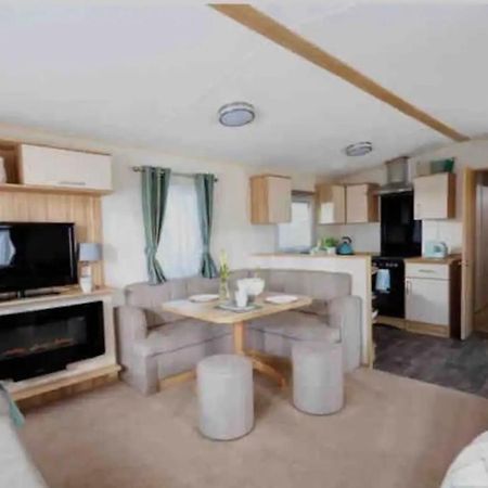 Ajl Caravan Rentals 坦伯利 外观 照片